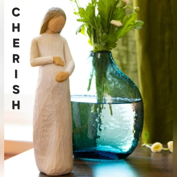 🏷Cherish • Sculpted figure by Susan Lordi | Willow Tree Cherish - Picture 7 of 7